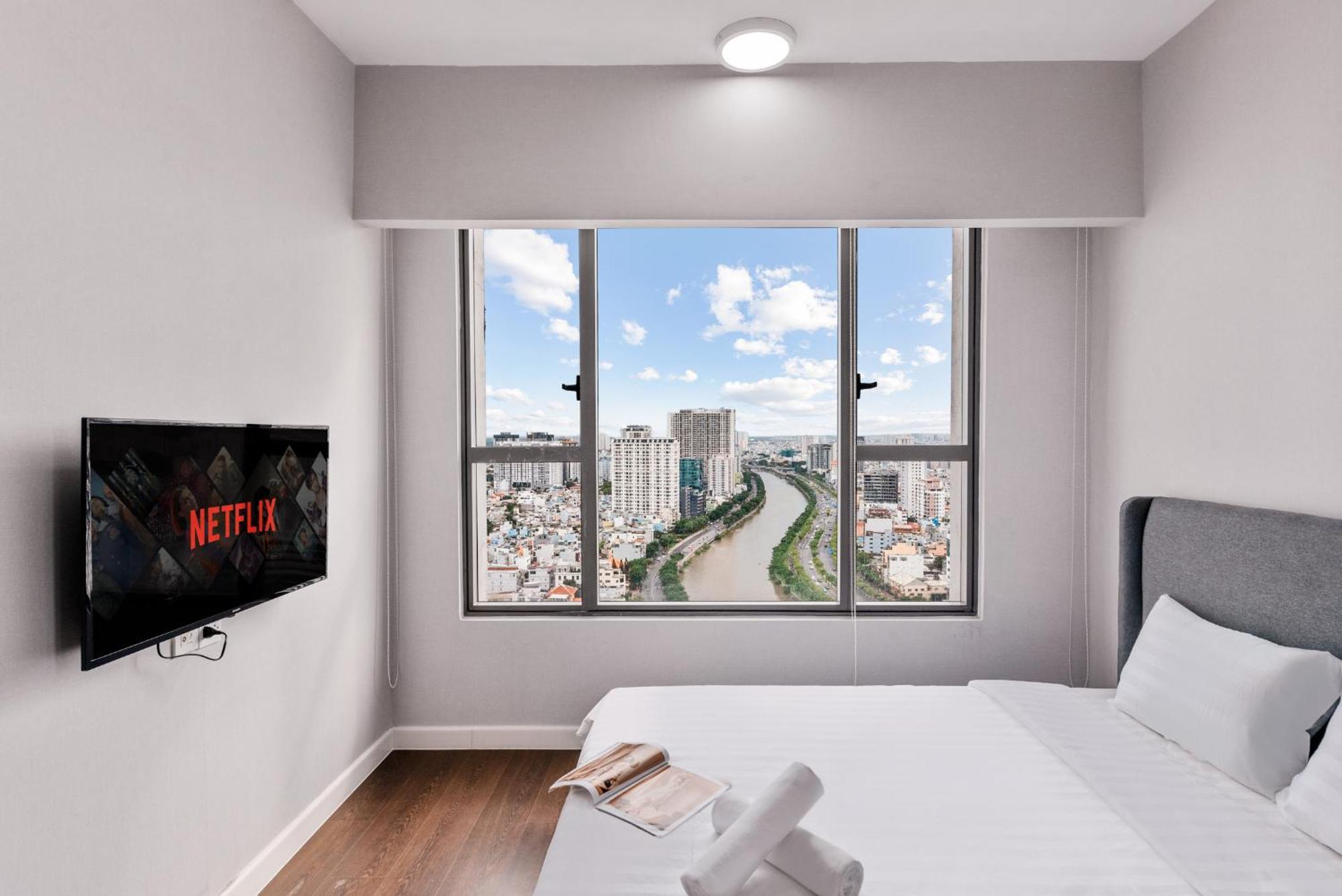 Elysium Cbd Rivergate Apartment - Pool - Free 4G Sim For 3 Nights Хошимин Екстериор снимка